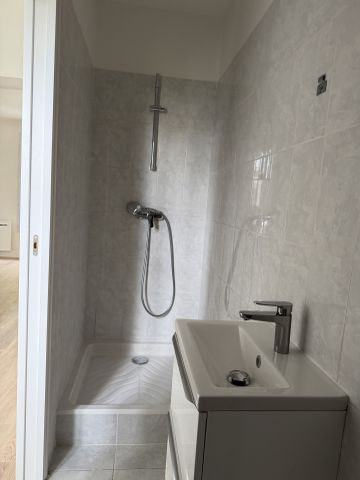 Location Appartement 1 pièce 22m² ST MAUR DES FOSSES 94210 - Photo 5