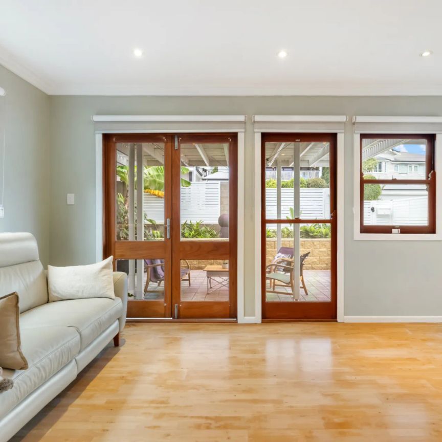 Two Bedroom Townhome in Boutique Block Near Wilston Village - Photo 1