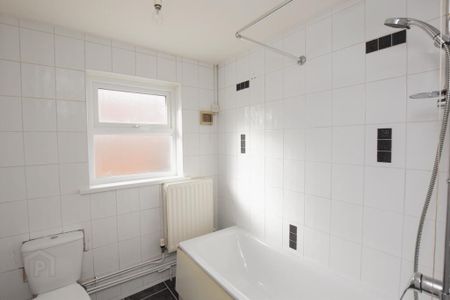 6 Montrose Street South, Belfast, BT5 4JY - Photo 5