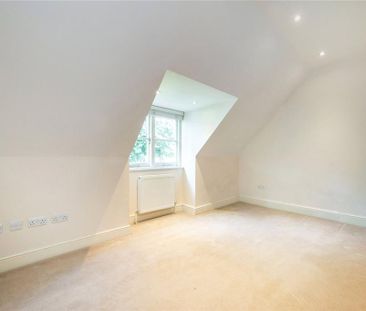 5 bedroom semi-detached house to rent - Photo 4