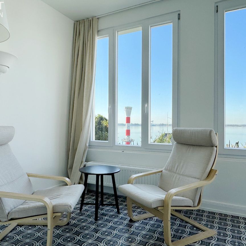 Erstbezug, Modernisierte 3 Zi.-Whg. mit Elbblick u. gr. Terrasse im Treppenviertel/Blankenese! - Photo 1