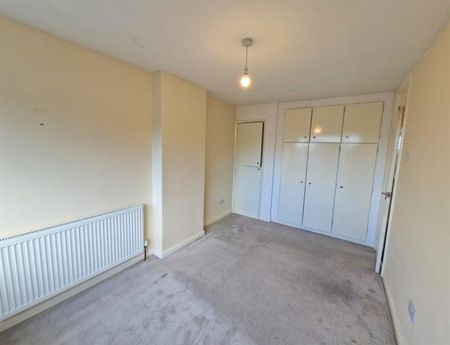 3 Bedroom Semi Detached To Let - Photo 4