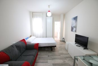 Studio - Granada (San Ildefonso)