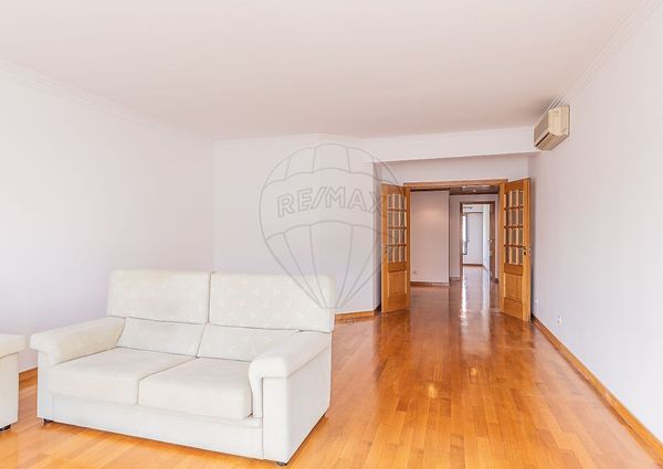 Apartamento T3 em Lisboa
