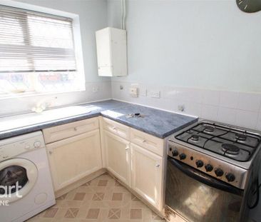 2 bedroom terraced house to rent - Photo 2