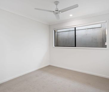 8 Sunset Cct, Flagstone, Qld 4280 - Photo 4