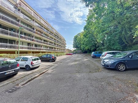 Location Appartement 1 pièce 25m² - Photo 3