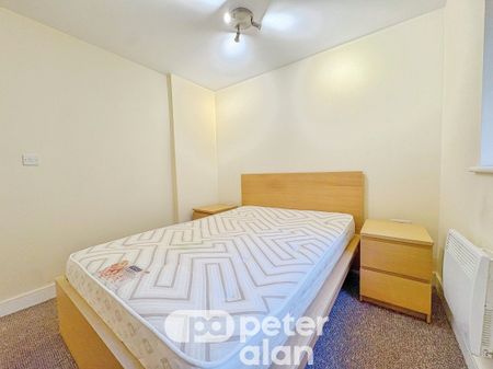 Churchill Way, CARDIFF - Photo 4