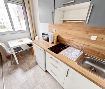 Location Appartement 1 pièce 30m² LILLE 59000 - Photo 3