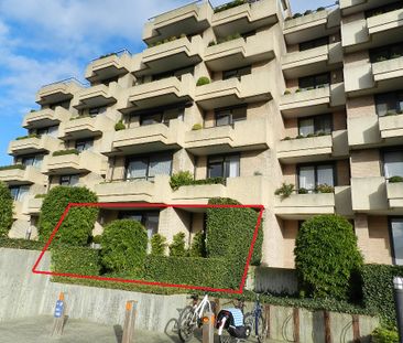 Ruim éénslaapkamer-appartement te huur in Ieper met terras - Photo 5