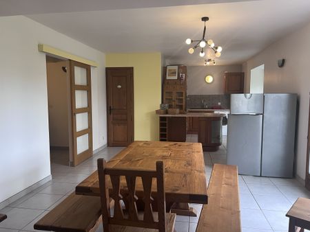 Location Appartement 3 pièces 73m² ST PIERRE D ALBIGNY 73250 - Photo 2