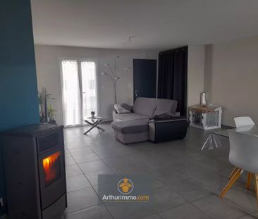 Location Maison 77 m2 à Les Velluire-sur-Vendée - Photo 1