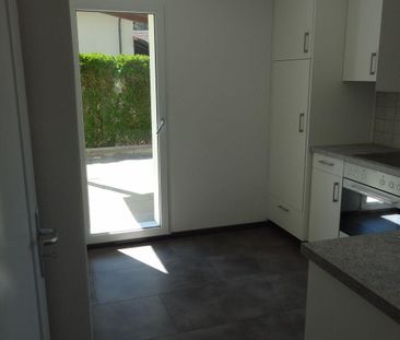 Charmantes Einfamilienhaus zur befristeten Vermietung in Sevelen - Photo 3