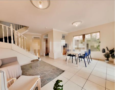 16A Borrodale Rd, Sydney - Photo 2