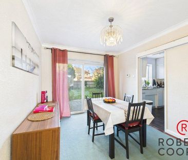 3 bedroom semi-detached house to rent - Photo 5