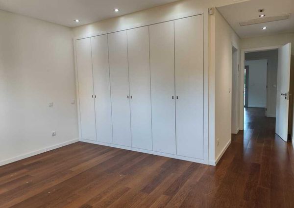 6 Bedroom House with swimming pool, Quinta da Beloura, Sintra