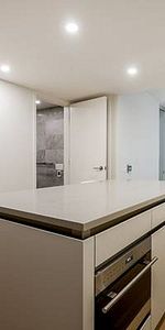 Luxurious Living in Yaletown: The Pacific by Grosvenor - Photo 3