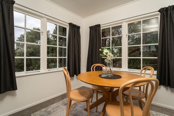 54 Mark Avenue, Paparangi - Photo 1