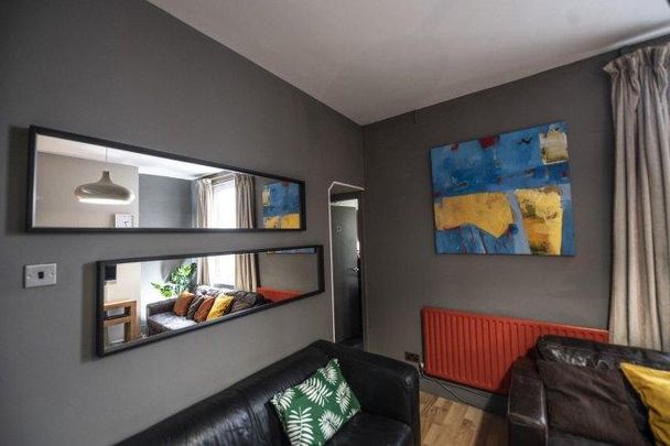 5 bedroom house share to rent - Photo 1