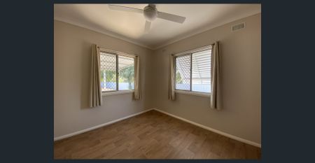 Low maintenance living with comfort in mind! - Photo 3