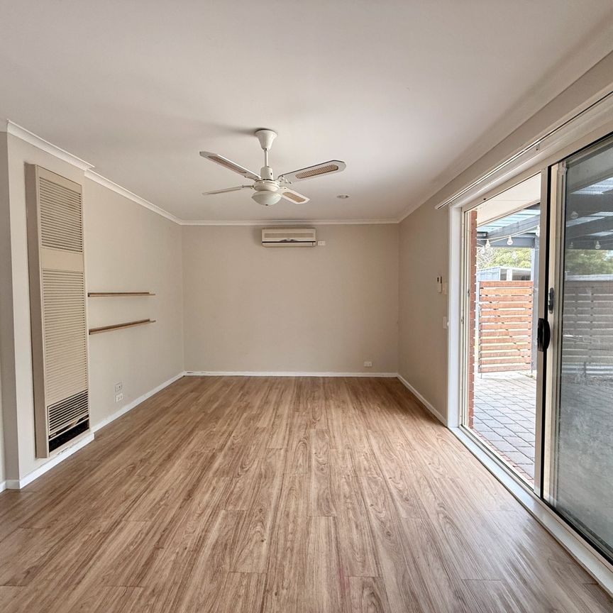 Family Home in Quiet Court - Photo 1