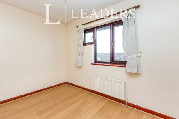 3 bedroom house to rent Engaine Drive, Shenley Church End, Milton Keynes, Buckinghamshire, MK5 - Photo 1