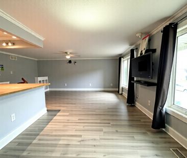 $2,499 / 3 br / 1 ba / 255 Blackhorne dr - Photo 6