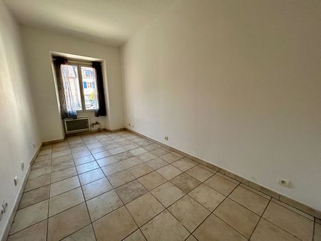 Location Appartement 2 pièces 35m² - Photo 5