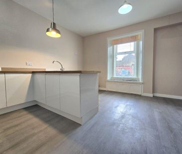 1 bedroom ground floor flat to rent - Photo 4