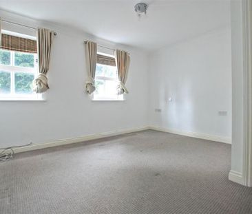 3 bedroom townhouse to rent - Photo 2