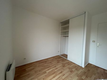 Location Appartement 3 pièces 72m² - Photo 2