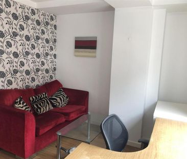 1 bedroom flat to rent - Photo 6