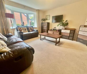 4 bedroom detached house to rent - Photo 1