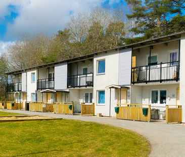 Välkommen till denna mycket fina och delvis renoverade lägenhet på ... - Foto 6