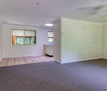 Beautiful 3 Bedroom Goonellabah Home - Photo 2