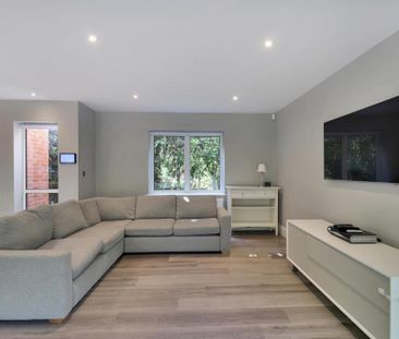 4 bedroom detached house to rent - Photo 3