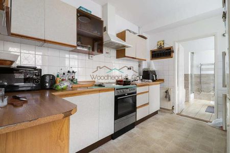 Wellingborough Road, Rushden, NN10 - Photo 5