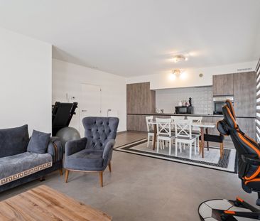 Modern appartement met terras in een doodlopende straat - foto 1