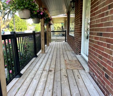 For Lease - 46 Ilfracombe Crescent, Toronto, Ontario - Photo 2