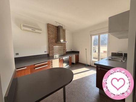 Location Appartement 3 pièces 75m² SULLY SUR LOIRE 45600 - Photo 3