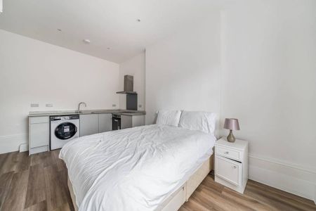 Studio to rent - Photo 5