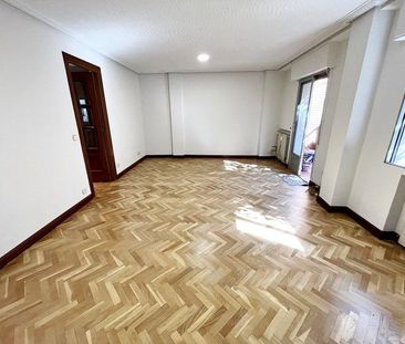 Piso de alquiler en Calle de Canillas, Prosperidad - Photo 1