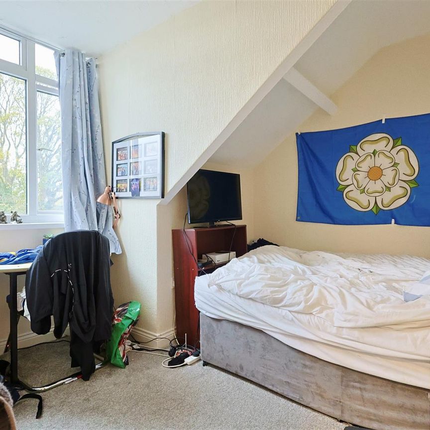 6 bedroom Student Terraced House to rent in Osborne Avenue, Jesmond, Newcastle upon Tyne - Photo 1