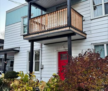 For Lease - 262 EMOND Street Unit# B, Vanier and Kingsview Park, On... - Photo 3