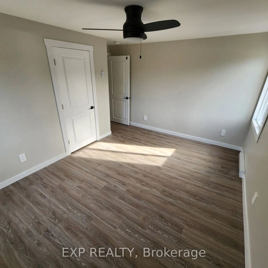 89 College Street E #Unit B - Photo 1