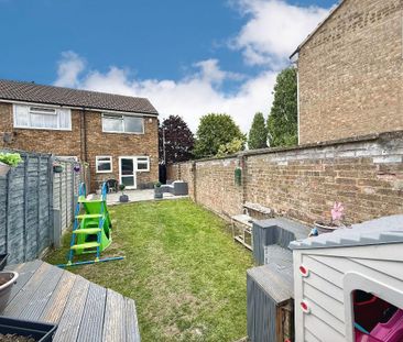 2 bedroom end of terrace house to rent - Photo 5