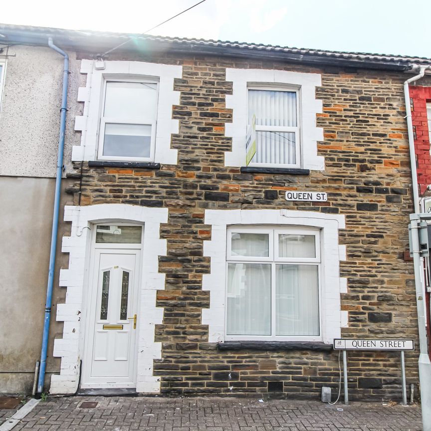 Queen Street, Treforest, Pontypridd - Photo 1