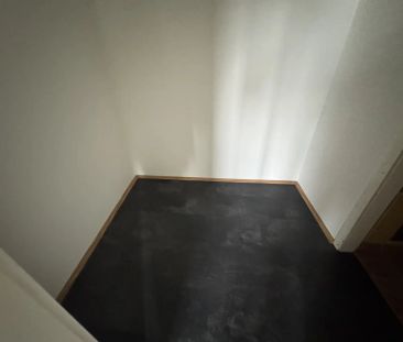 Günstige 1,5 -Zimmer-Wohnung mit unbefristetem Mietvertrag - Photo 5