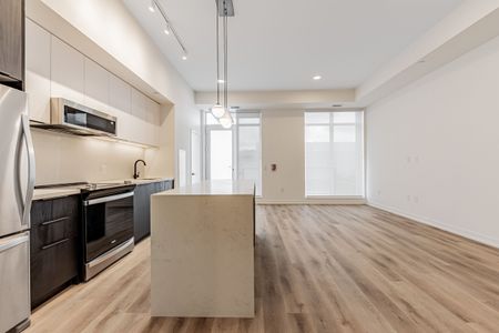 For Lease - 5 York Garden Way Unit# TH#101, Toronto, Ontario - Photo 4