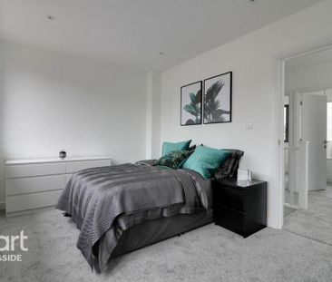 3 bedroom terraced house to rent - Photo 1